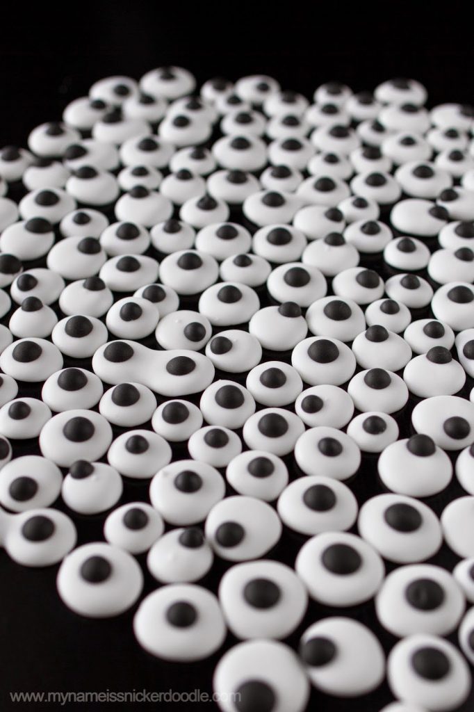Make Your Own Googley Candy Eyes For Halloween