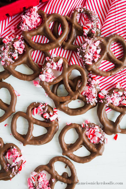 Chocolate Peppermint Pretzels 