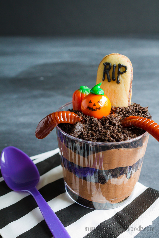 Graveyard Pudding Cookie Cups | Recipe By My Name Is Snickerdoodle