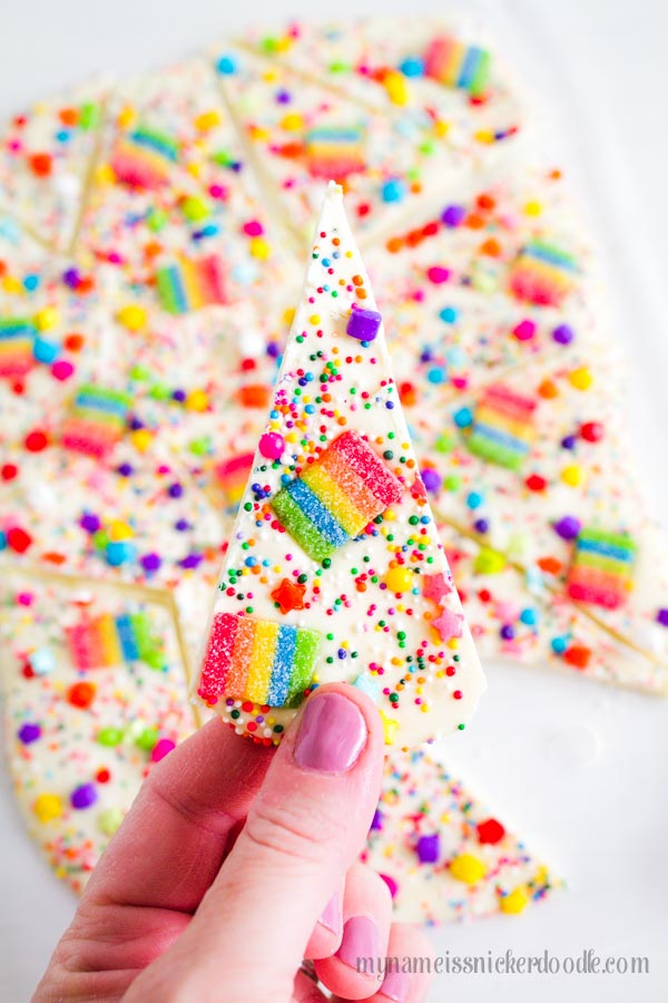 Candy Rainbow Bark recipe and how to.