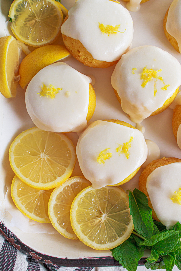 A quick and easy lemon cakes!