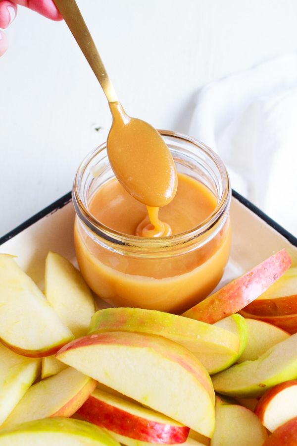 Homemade Caramel Sauce Recipe